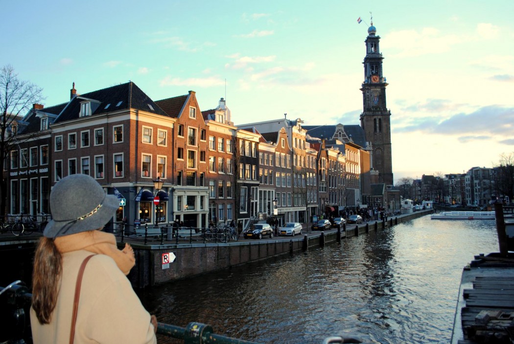 Westerkerk desde el puente Liliegracht. Ámsterdam 2015.
